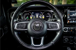 Jeep Wrangler – thumbnail 16
