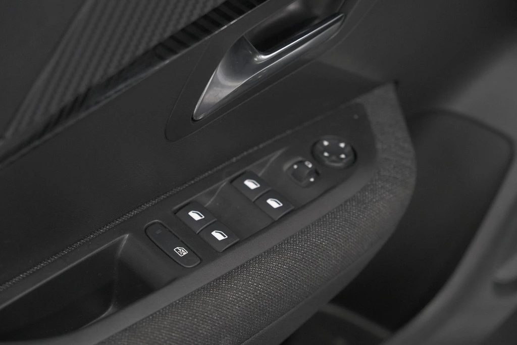 Peugeot 208 – foto 26