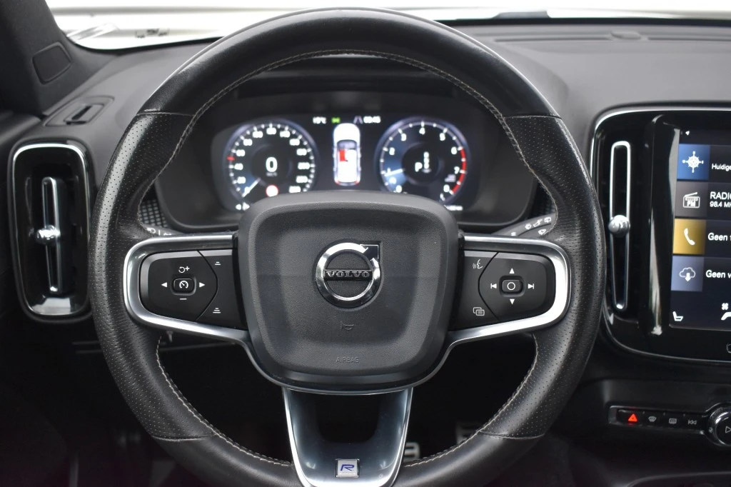 Volvo XC40 – foto 18
