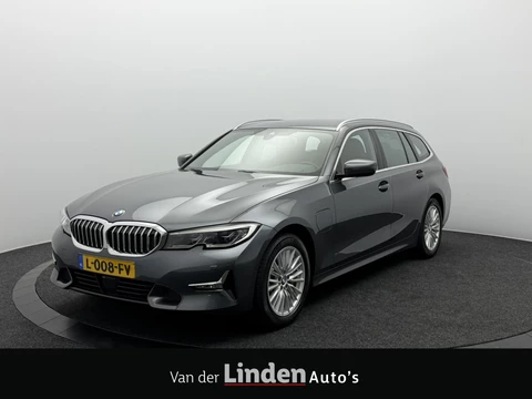 BMW 3 Serie Touring 330e Luxury Line | Laserlicht | Leren Sportstoelen | Carplay&Android | DAB | Sfeerverlichting