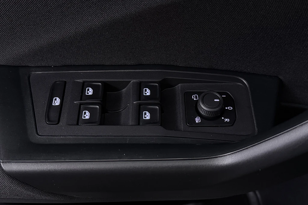 Volkswagen T-Roc – foto 13