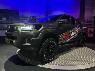Toyota Hilux – thumbnail 4