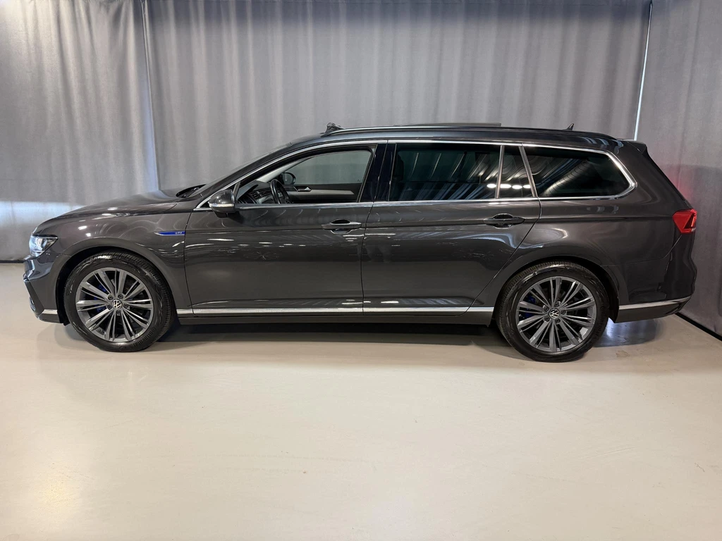 Volkswagen Passat – foto 2