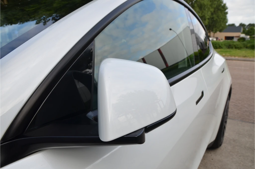 Tesla Model Y – foto 29