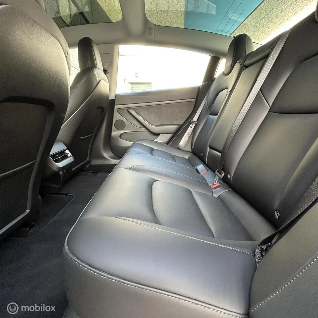 Tesla Model 3 – foto 11
