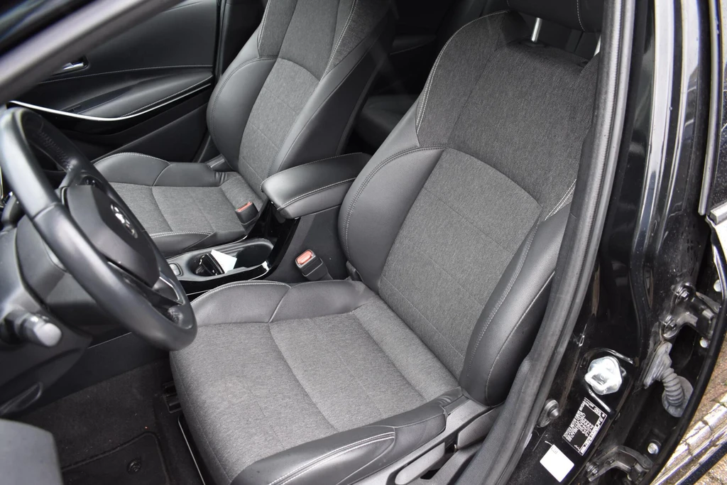 Toyota Corolla Touring Sports – foto 12
