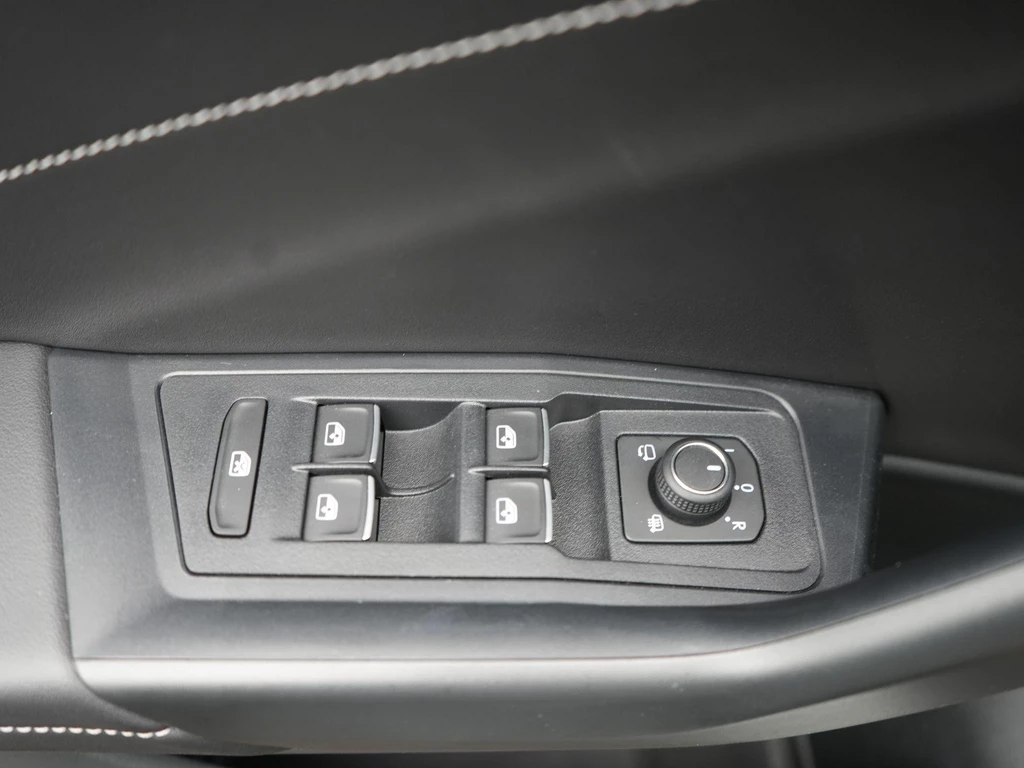 Volkswagen T-Roc – foto 34