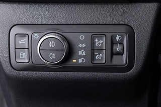 Ford Kuga – thumbnail 22