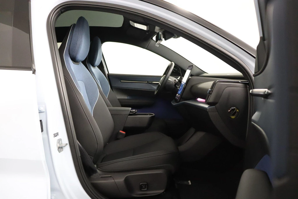 Volvo EX30 – foto 18