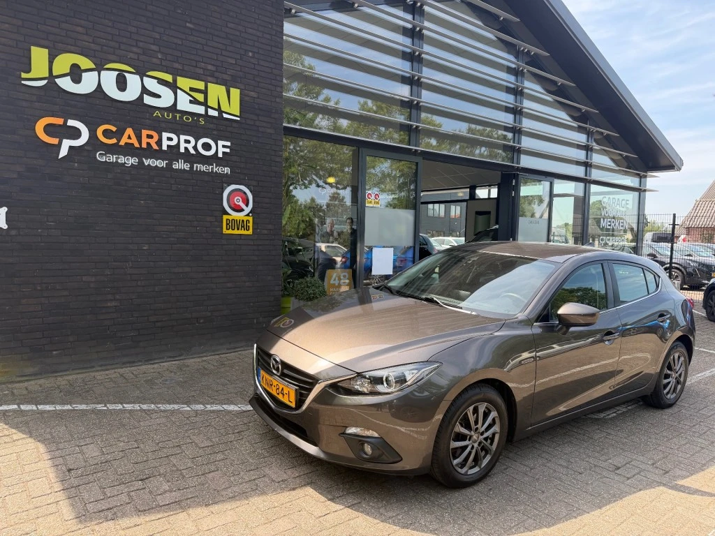Mazda 3 – foto 1