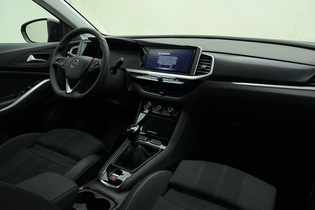 Opel Grandland – foto 16