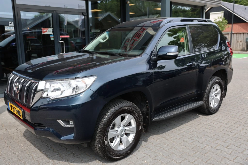 Toyota Land Cruiser – foto 2