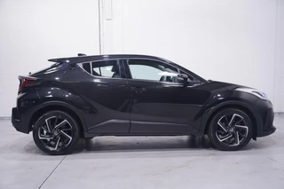 Toyota C-HR – thumbnail 9