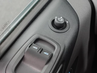 Ford Transit Custom – thumbnail 26