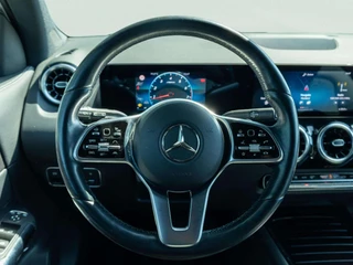 Mercedes-Benz GLA – thumbnail 13
