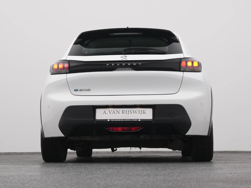 Peugeot e-208 – foto 10