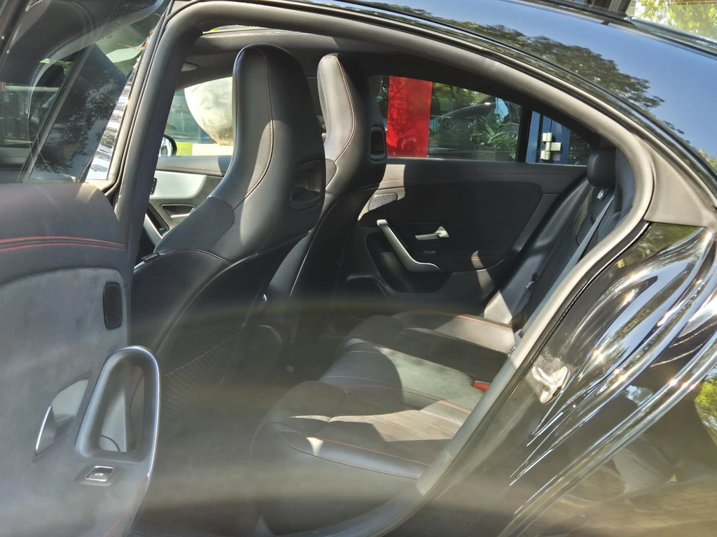 Mercedes-Benz CLA – foto 16