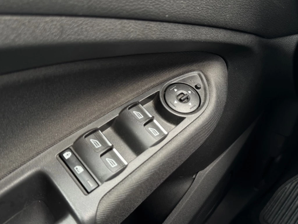 Ford C-MAX – foto 13