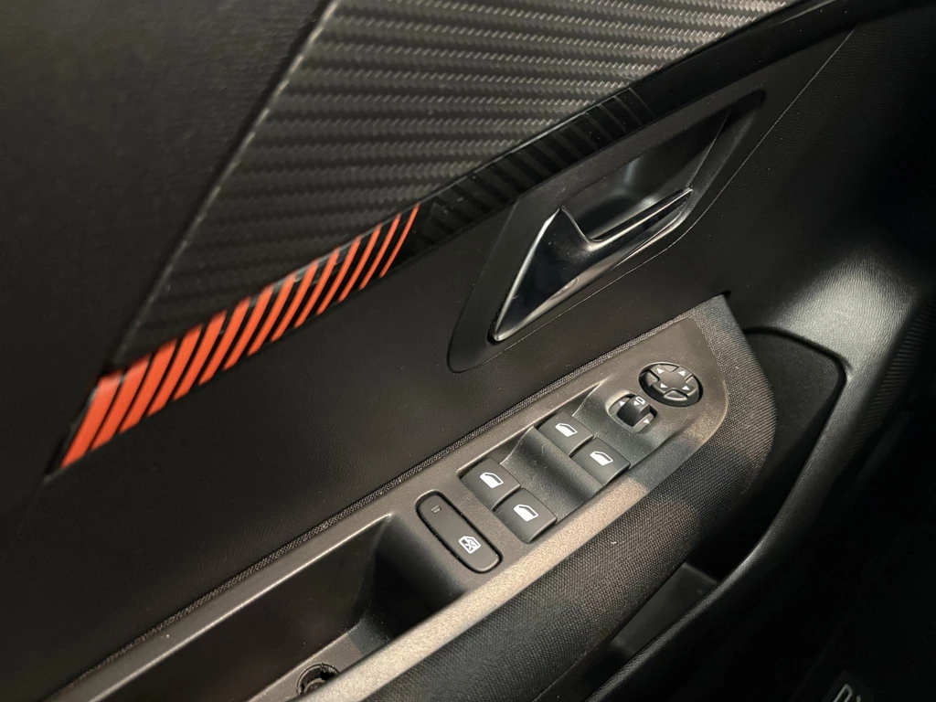 Peugeot 208 – foto 19