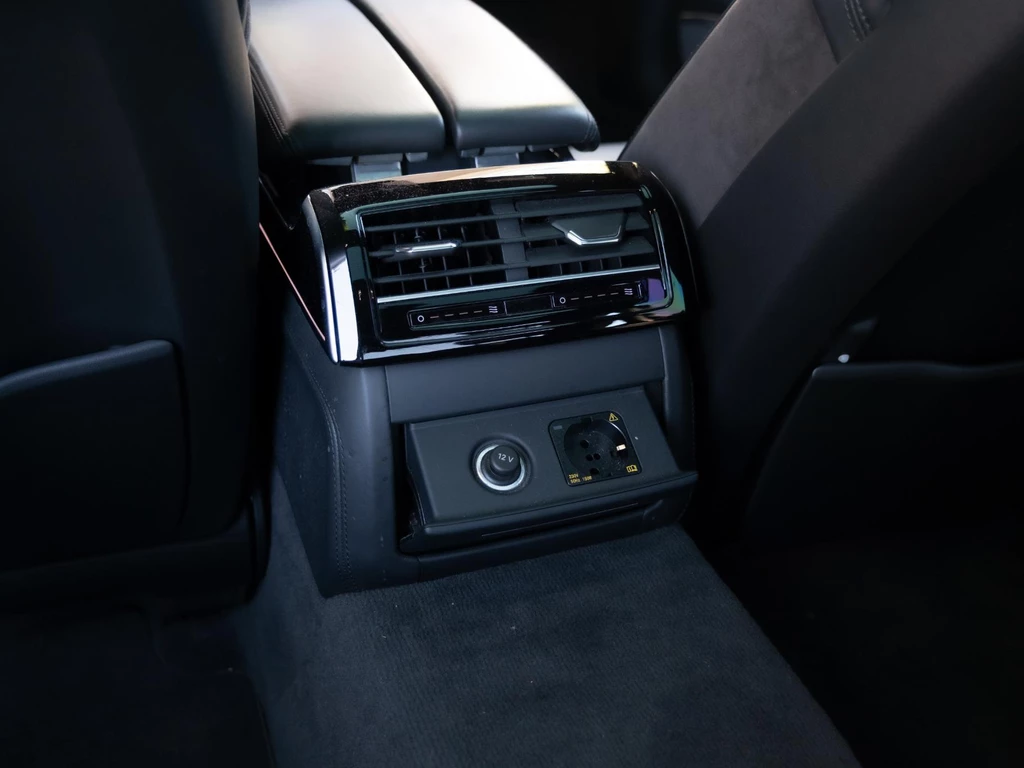 Audi A8 – foto 36