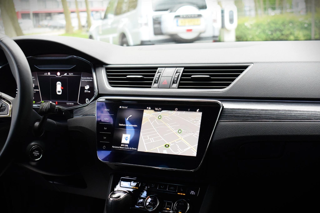 Škoda Superb – foto 34