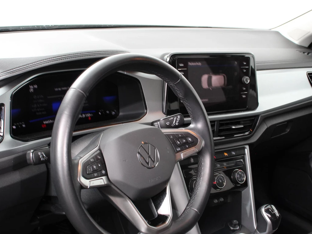 Volkswagen T-Roc – foto 10