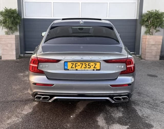 Volvo S60 – thumbnail 4