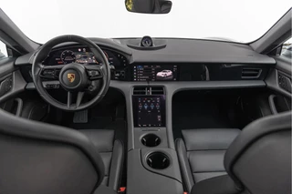 Porsche Taycan – thumbnail 12
