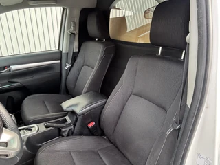 Toyota Hilux – thumbnail 10