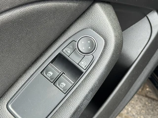 Renault Clio – thumbnail 26