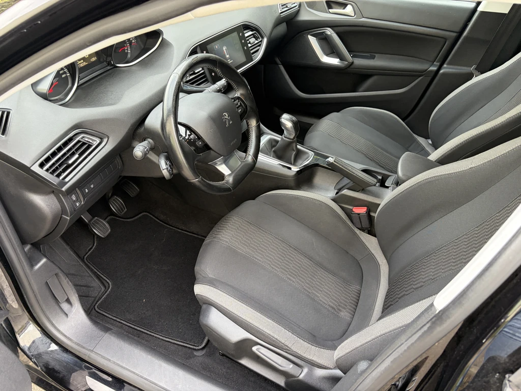 Peugeot 308 – foto 12