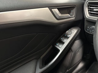 Ford Focus – thumbnail 18