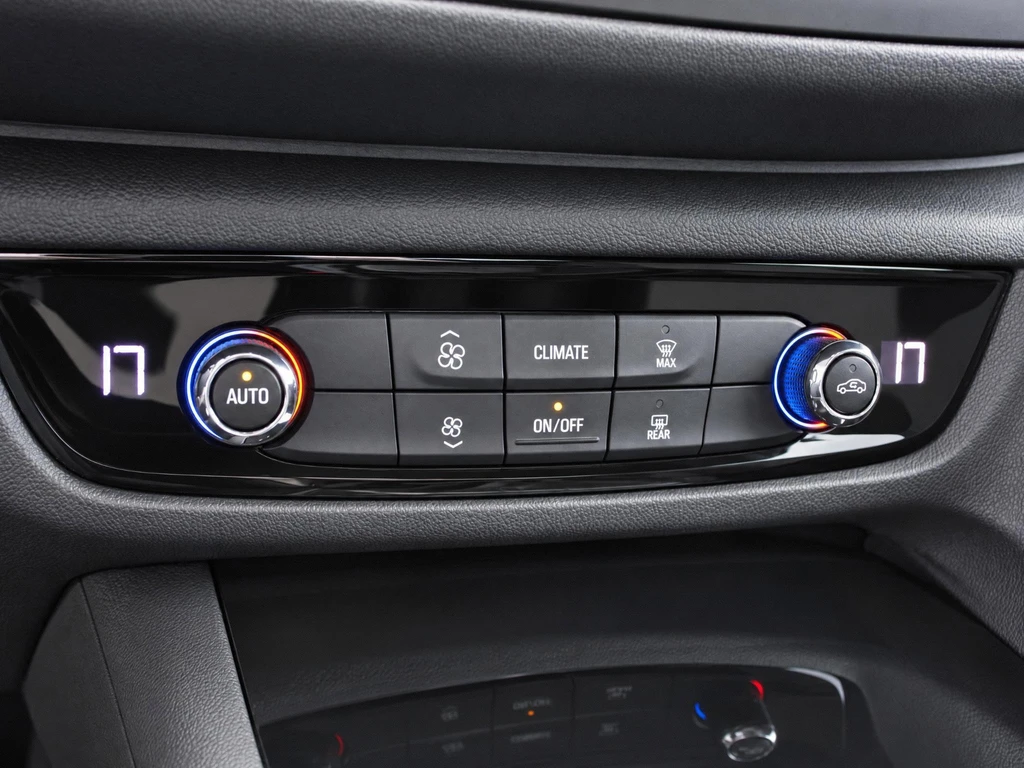Opel Insignia – foto 23