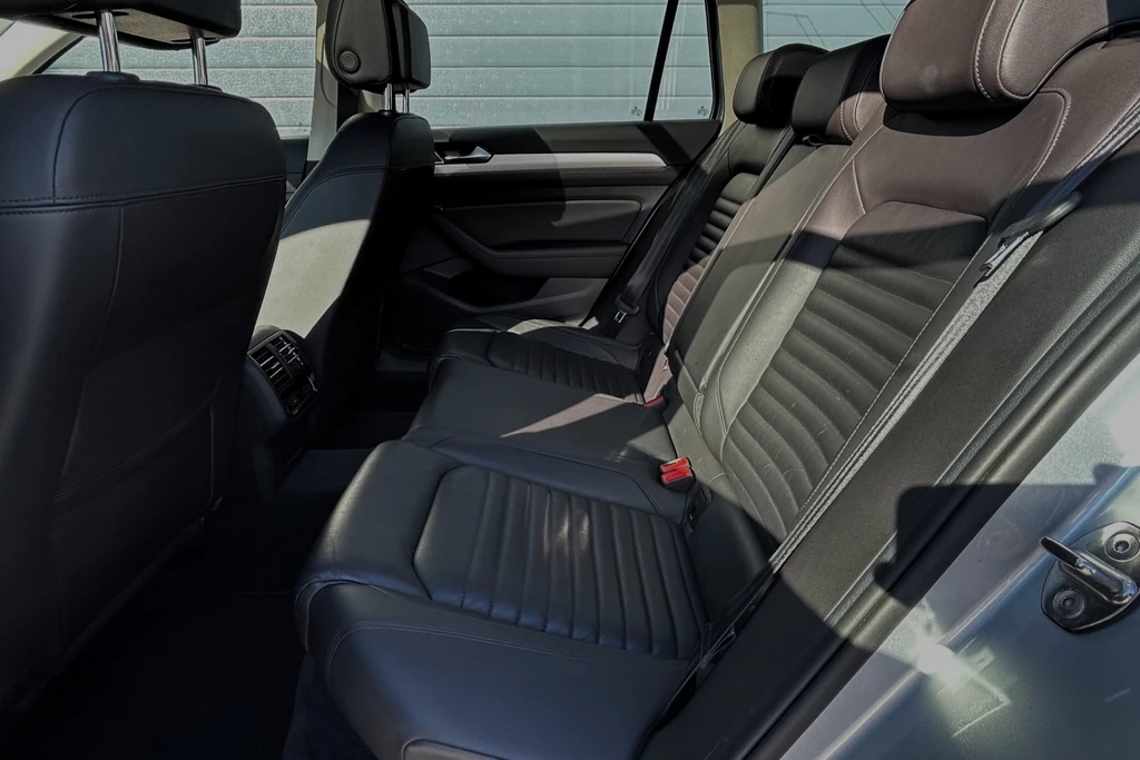 Volkswagen Passat – foto 15
