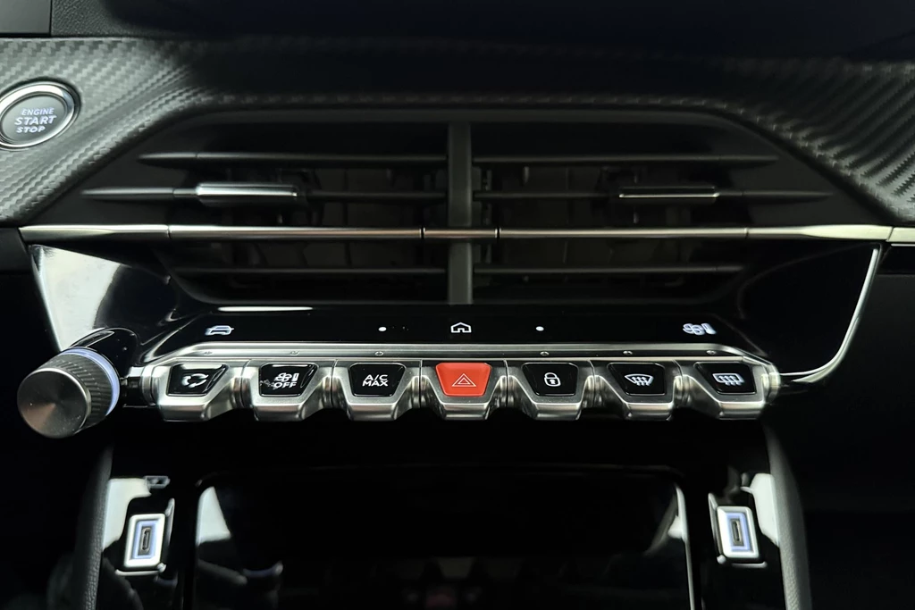 Peugeot e-2008 – foto 21