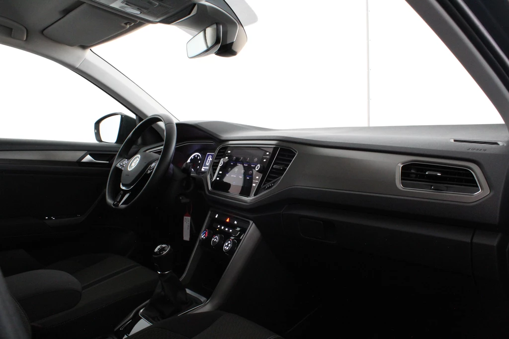 Volkswagen T-Roc – foto 9