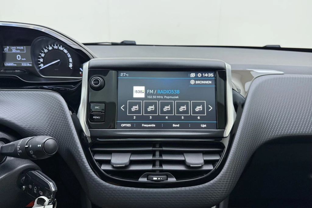 Peugeot 208 – foto 24