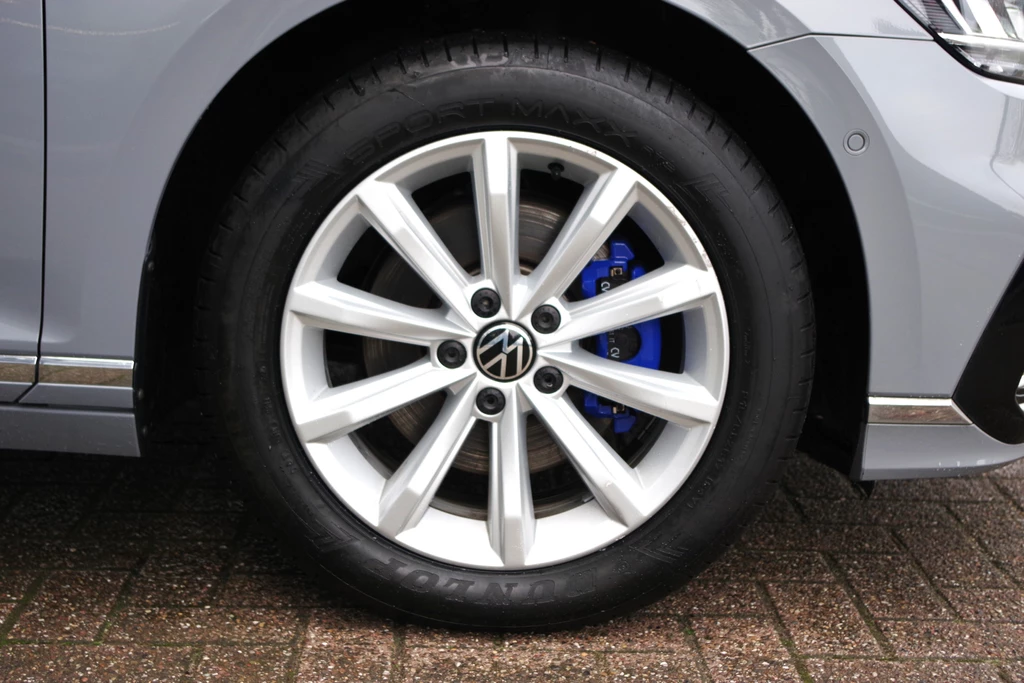 Volkswagen Passat – foto 16