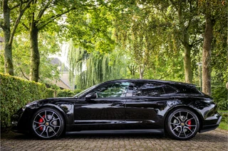 Porsche Taycan – thumbnail 5