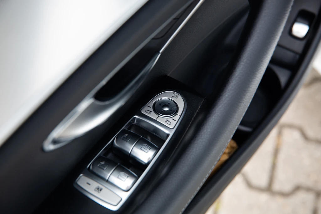 Mercedes-Benz E-Klasse – foto 25