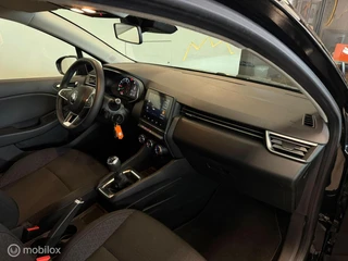 Renault Clio – thumbnail 32