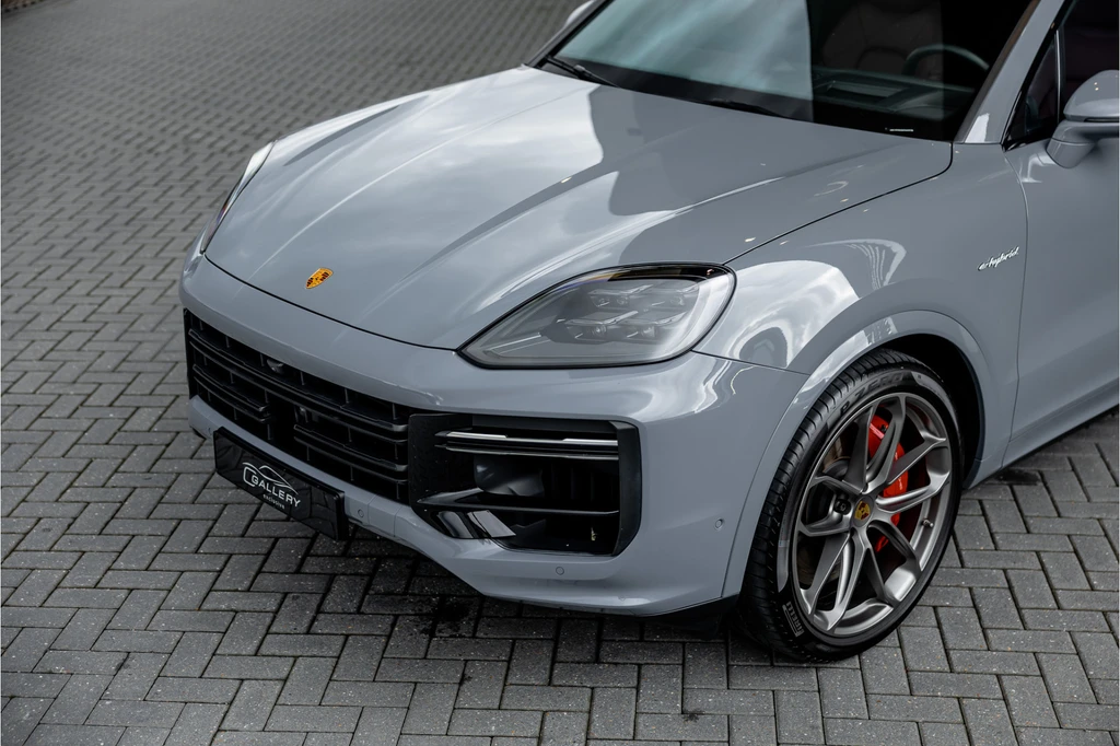 Porsche Cayenne – foto 2