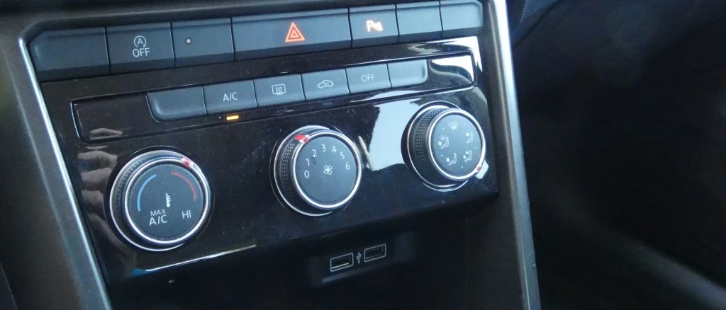 Volkswagen T-Roc – foto 14