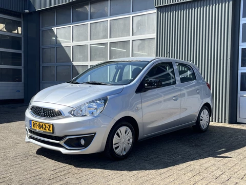 Mitsubishi Space Star 1.0 Cool+ Airco Parrot Start / stop Mistlampen voor Elektrische ramen voor Bpm en Btw vrij!!