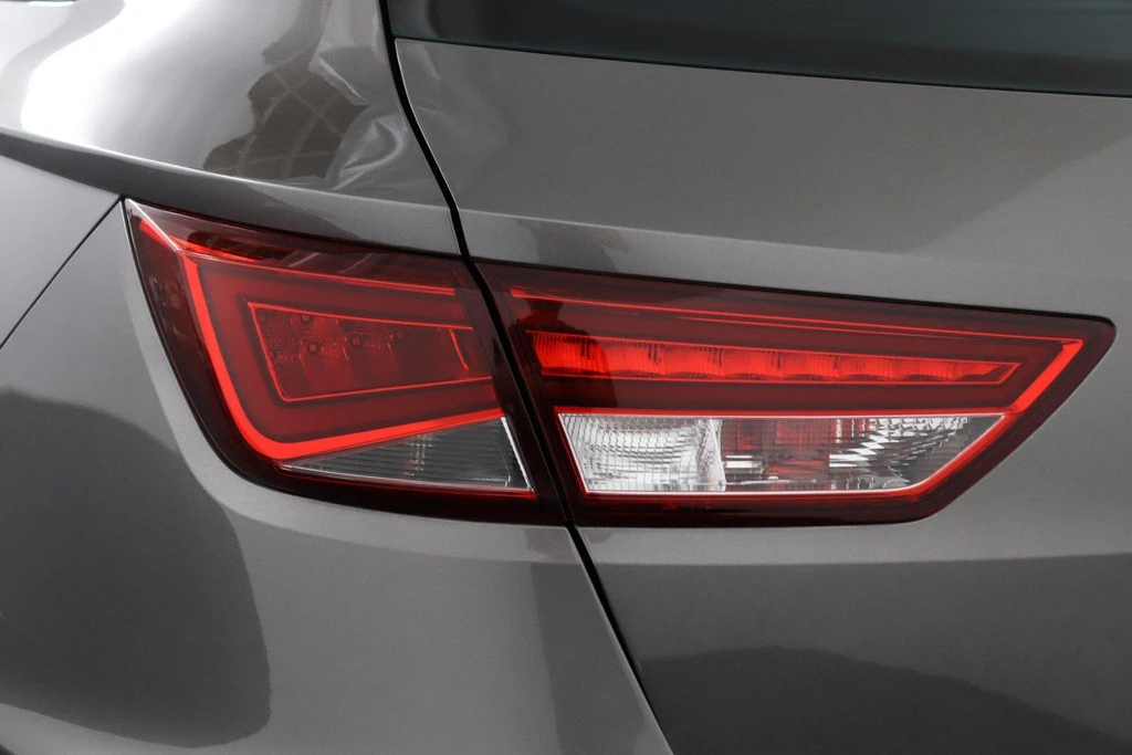 SEAT Leon – foto 36