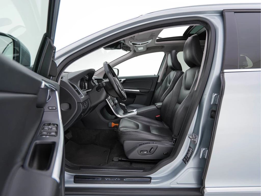 Volvo XC60 – foto 8