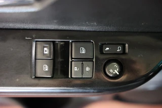 Toyota Hilux – thumbnail 17