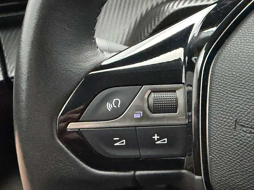 Peugeot 208 – foto 13