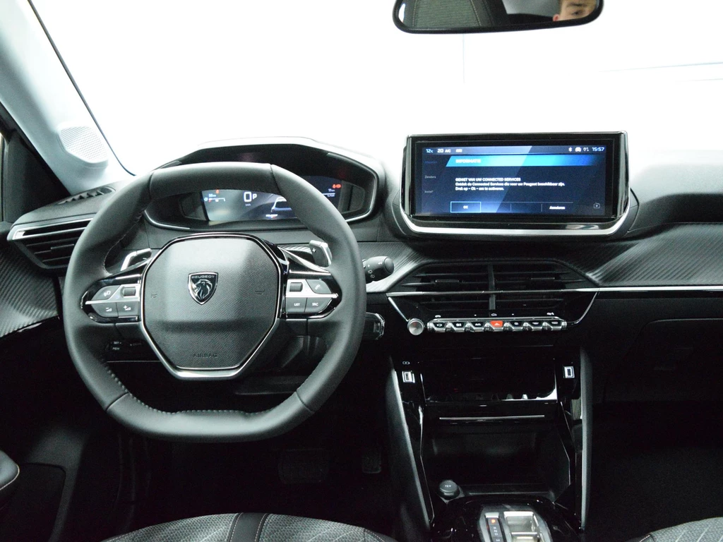 Peugeot 208 – foto 11