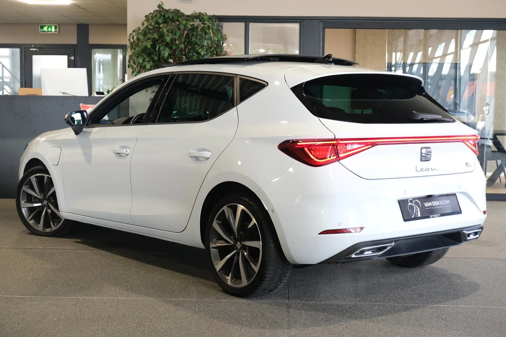 SEAT Leon – foto 6